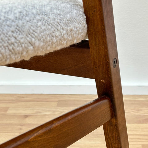 Armchair in bouclé, 1970s - Beyo Vintage