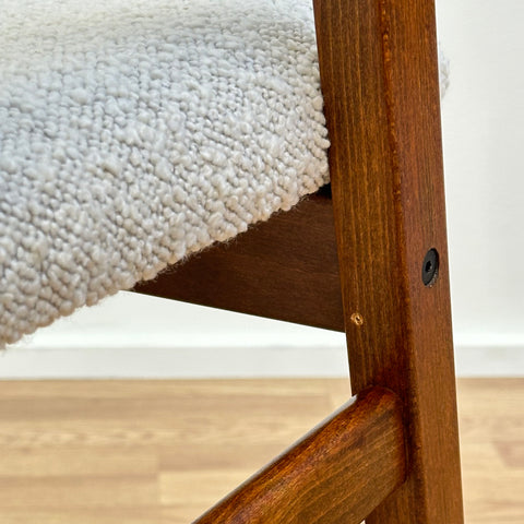 Armchair in bouclé, 1970s - Beyo Vintage
