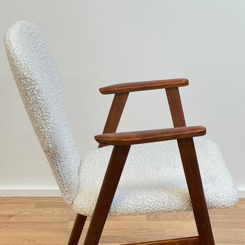 Armchairs in bouclé - Beyo Vintage