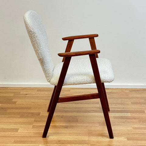 Armchairs in bouclé - Beyo Vintage
