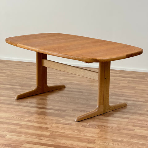 Dining table in oak, Skovby - Beyo Vintage