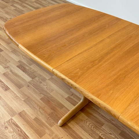 Dining table in oak, Skovby - Beyo Vintage