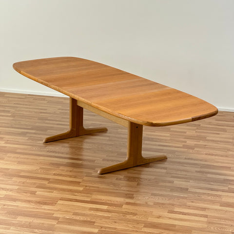 Dining table in oak, Skovby - Beyo Vintage