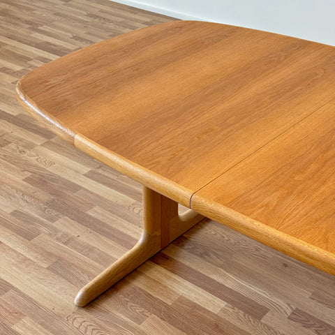 Dining table in oak, Skovby - Beyo Vintage