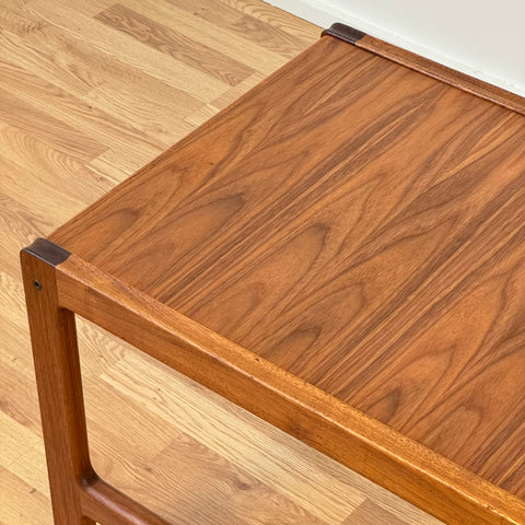 Small table in walnut - Beyo Vintage