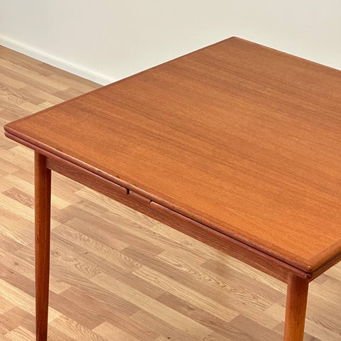 Square dining table, Denmark - Beyo Vintage