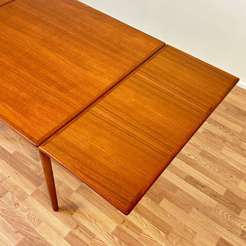 Square dining table, Denmark - Beyo Vintage