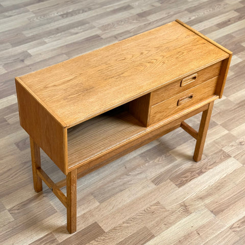 Side table in oak, 1950s-60s, Denmark - Beyo Vintage