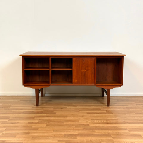 Writing desk in teak, 1950s-60s, Denmark - Beyo Vintage