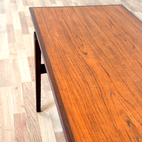Extendable coffee table in teak, 1950s-60s - Beyo Vintage
