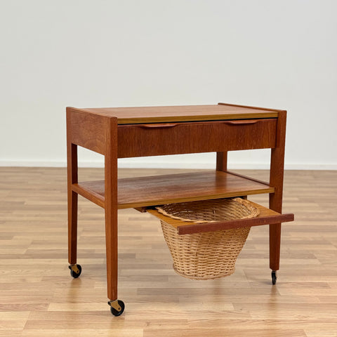 Side table / Sewing table in teak, 1950s-60s, Denmark - Beyo Vintage