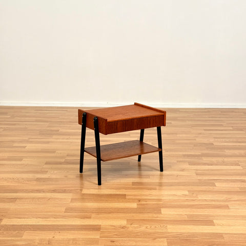 Set of 2 bedside table in teak by AB Carlström & co. möbelfabrik, 1950s-60s, Sweden