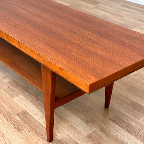 Coffee table in teak, 1950s-60s, Denmark - Beyo Vintage
