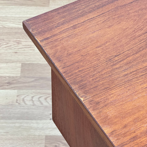 Writing desk in teak, Denmark, 1950s-60s. - Beyo Vintage