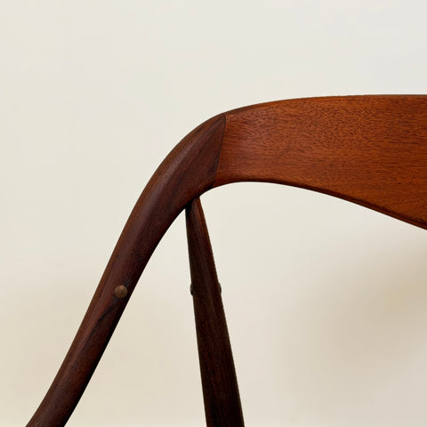 Set om 4 matstolar i teak av Johannes Andersen för Uldum, 1950-60-tal, Danmark