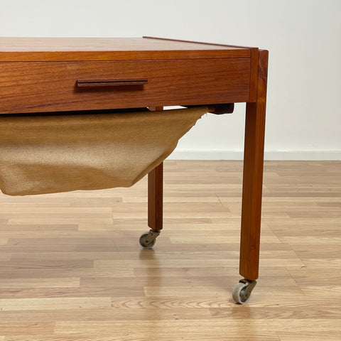 Danish teak side table with drawers on wheels, 1960s - Beyo Vintage