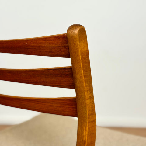 Set om 4 matstolar i teak och bok, av SAX, 1950-60-tal, Danmark