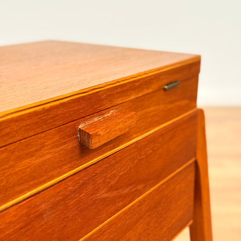 Side table / Sewing table in teak, 1950s-60s, Sweden - Beyo Vintage
