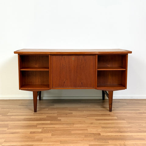 Writing desk in teak, 1950s-60s, Denmark - Beyo Vintage