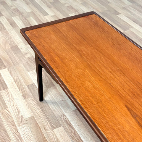 Coffee table with 4 drawers in teak, 1950s-60s, Denmark - Beyo Vintage