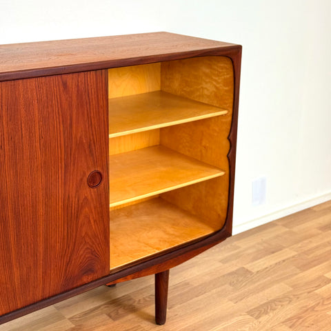 Highboard in teak, 1960s-70s, Denmark - Beyo Vintage