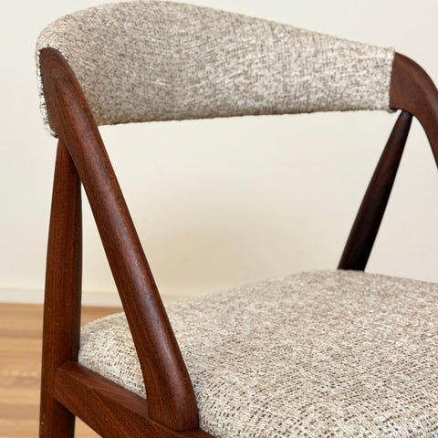 Set of 8 dining chairs in walnut by Kai Kristiansen, 1950s-60s, Denmark - Beyo Vintage