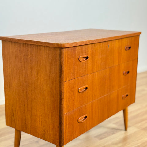 Chest of drawers, 1960s, Sweden - Beyo Vintage