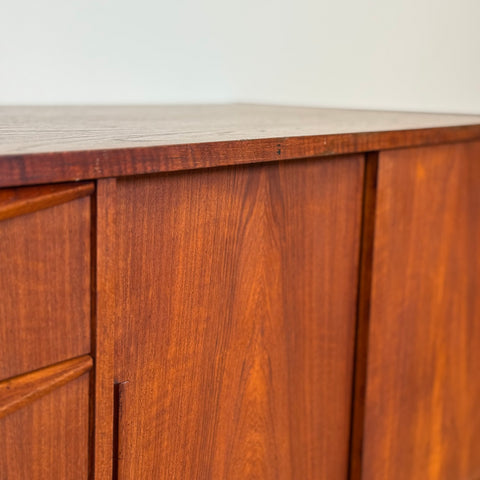 Sideboard in teak, 1950s-60s, Denmark - Beyo Vintage