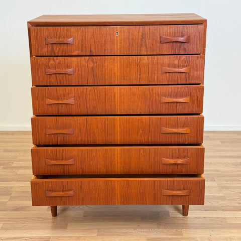 Chest of 6 drawers in teak, 1950s-60s, Denmark - Beyo Vintage