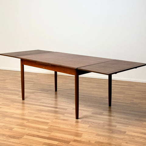 Dining table in teak, 1950s-60s, Denmark - Beyo Vintage