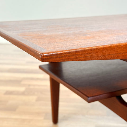 Extendable coffee table in teak, 1950s-60s - Beyo Vintage