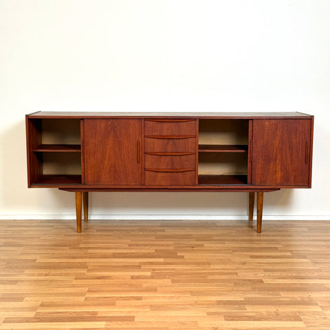 Sideboard in teak, 1950s-60s, Denmark - Beyo Vintage