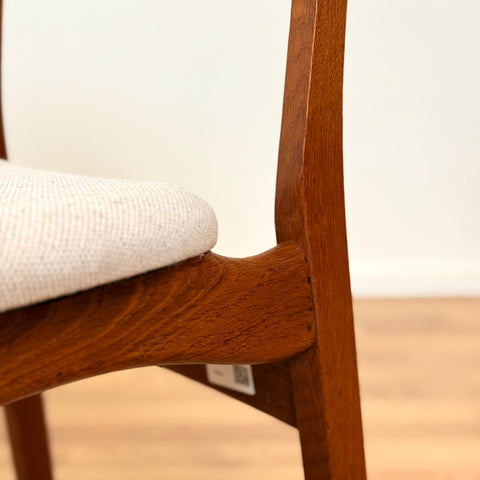 Set of 4 dining chairs in teak and oak, 1950s-60s, Denmark - Beyo Vintage