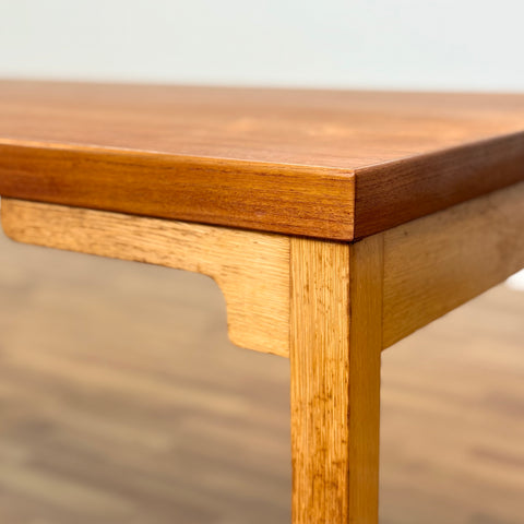 Dining table in teak and oak by Børge Mogensen, 1950s-60s, Denmark - Beyo Vintage