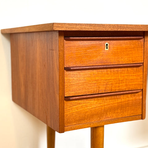 Writing desk in teak, 1950s-60s, Denmark - Beyo Vintage
