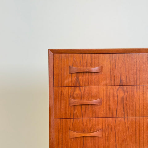 Chest of 6 drawers in teak, 1950s-60s, Denmark - Beyo Vintage