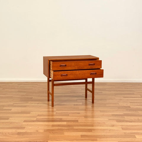 Sidobord i teak, 1950-60-tal, Sverige