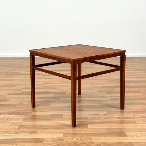 Side table in teak, 1950s-60s, Denmark - Beyo Vintage