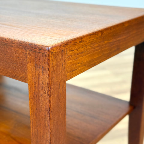 Side table in teak, 1950s-60s, Denmark - Beyo Vintage