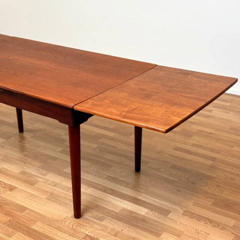 Dining table in teak, 1950s-60s, Denmark - Beyo Vintage