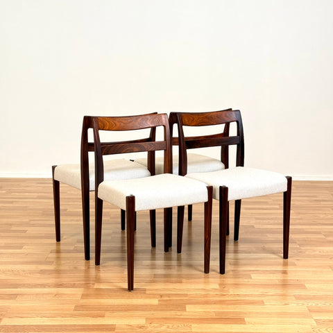 Dining chairs in Santos rosewood by Troeds