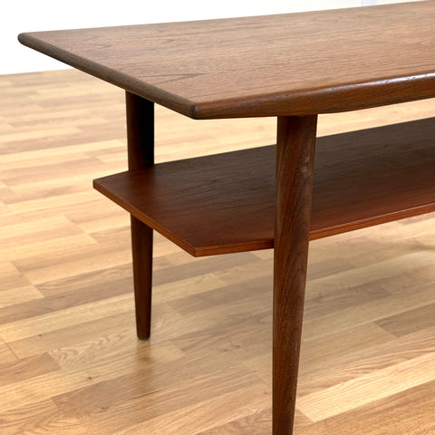 Coffee table in teak/walnut, 1950s-60s, Denmark - Beyo Vintage