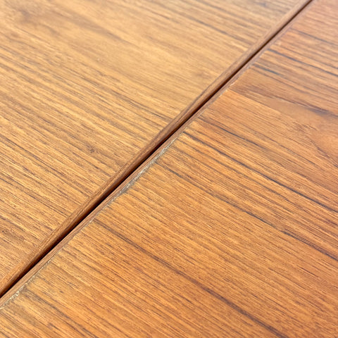 Dining table in teak, 1950s-60s, Denmark - Beyo Vintage