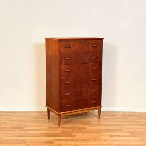 Chest of drawers in teak, 1950s-60s, Denmark