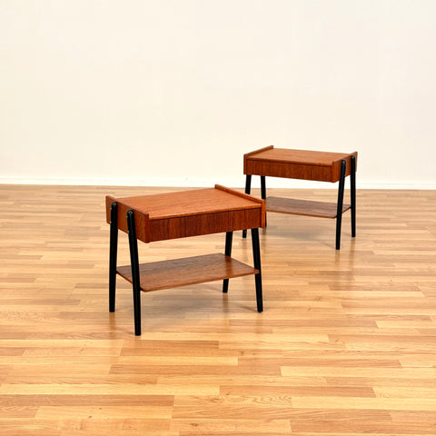 Set of 2 bedside table in teak by AB Carlström & co. möbelfabrik, 1950s-60s, Sweden