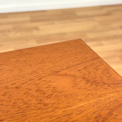 Side table in teak, 1950s-60s - Beyo Vintage