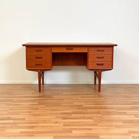 Writing desk in teak, 1950s-60s, Denmark - Beyo Vintage