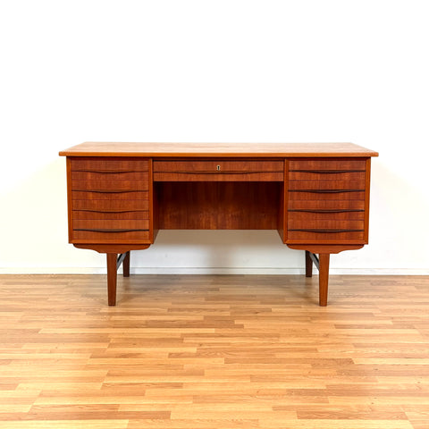 Writing desk in teak, 1950s-60s, Denmark - Beyo Vintage