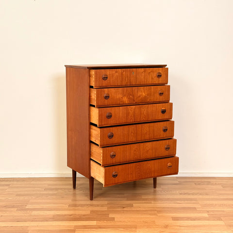 Chest of drawers in teak, 1950s-60s, Denmark - Beyo Vintage