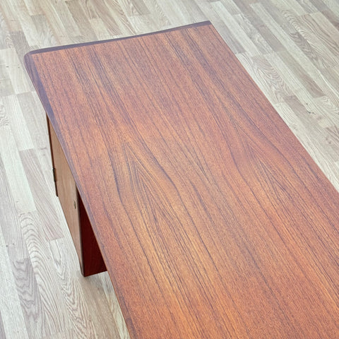 Writing desk in teak, Denmark, 1950s-60s. - Beyo Vintage